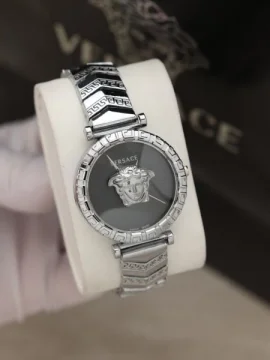 ساعة Versace ستاتي