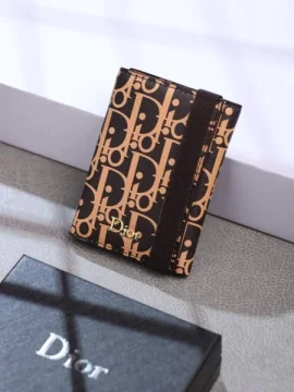 محفظة Dior