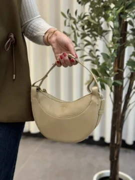 شنطة Pollini second