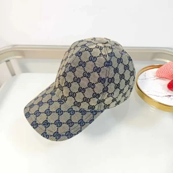 طاقية Gucci
